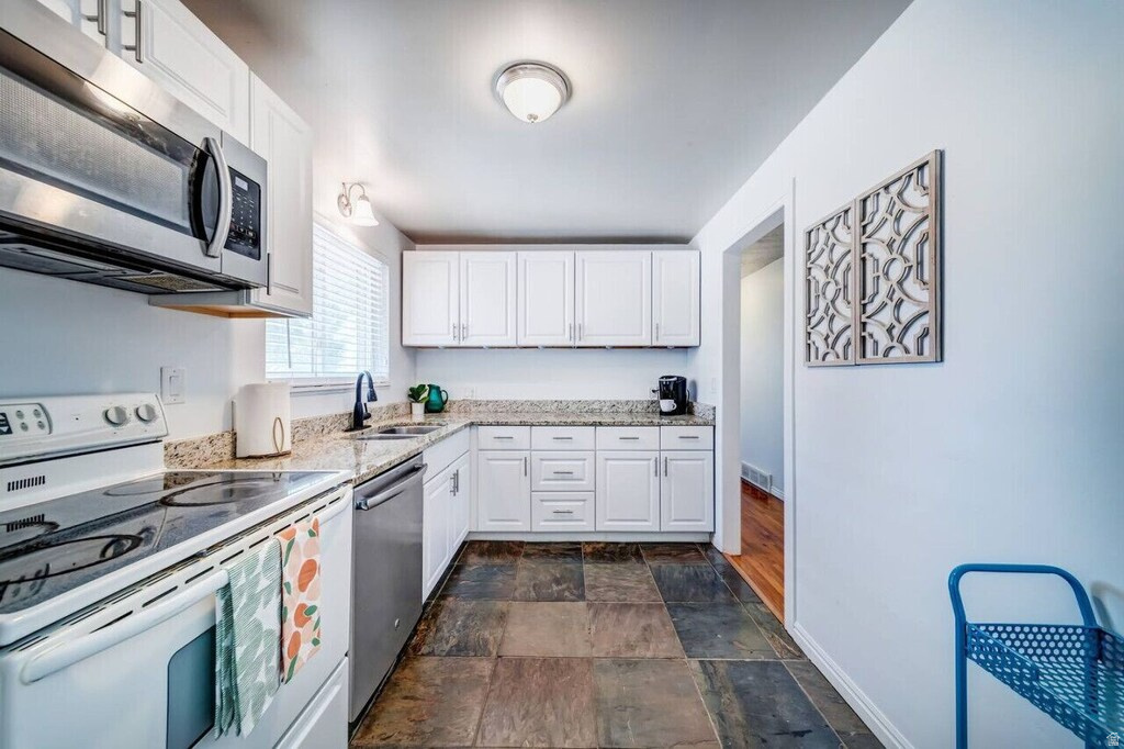 960 E 4500 S Millcreek, UT 84117