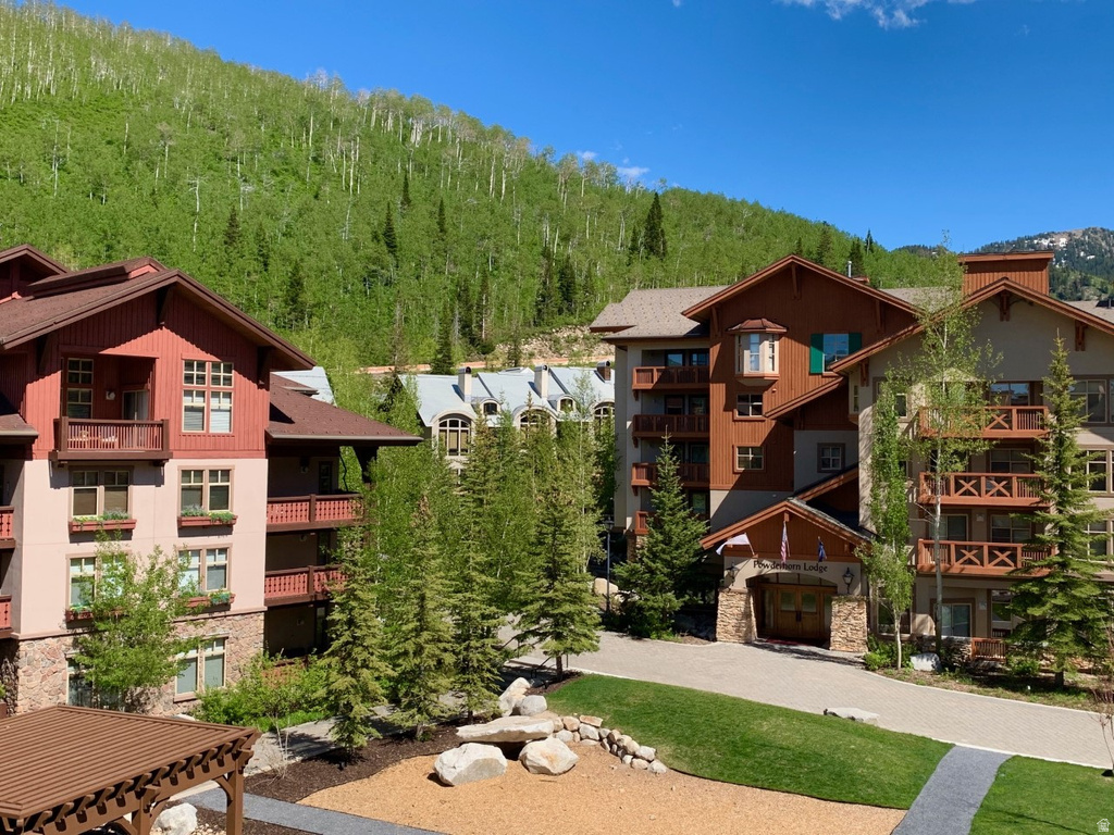 12080 E BIG COTTONWOOD RD #406 Solitude, UT 84121