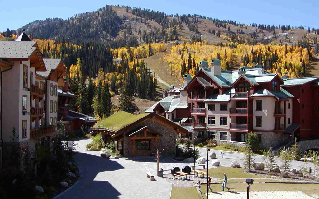 12080 E BIG COTTONWOOD RD #406 Solitude, UT 84121