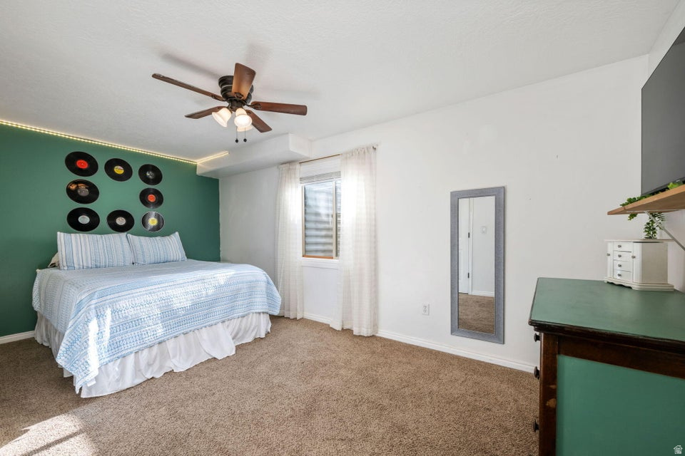 2026 E SADDLEBACK VIEW DR Enoch, UT 84721