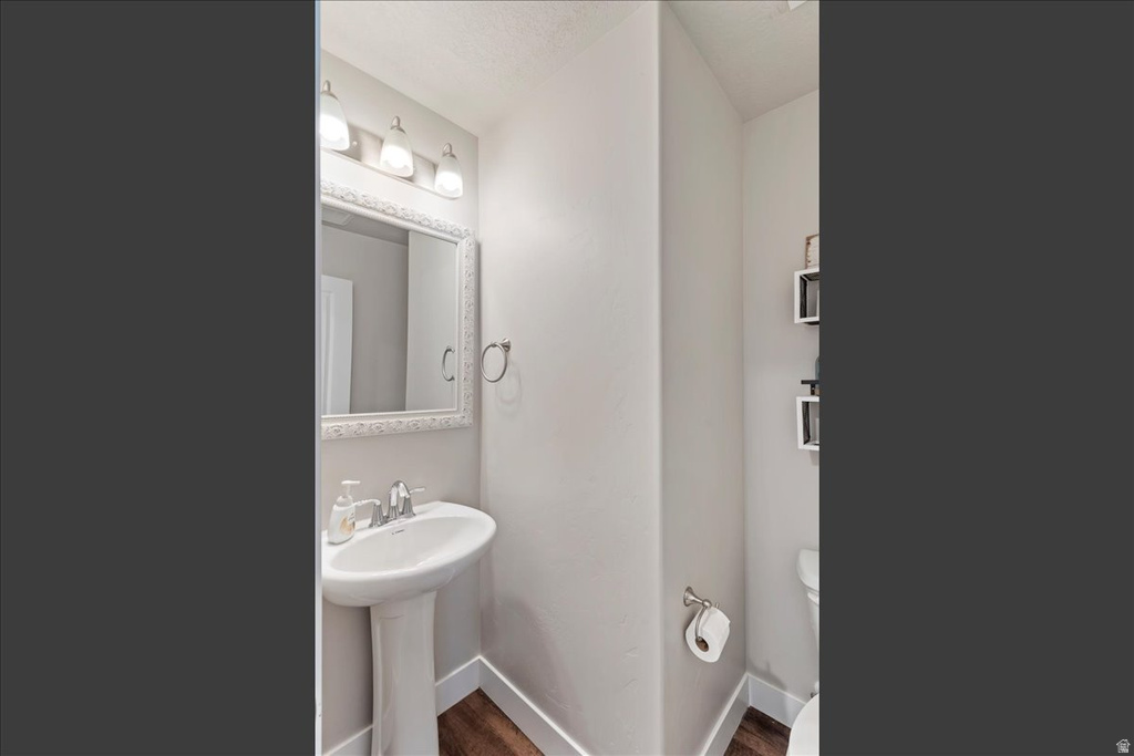 1045 W 2400 S Nibley, UT 84321