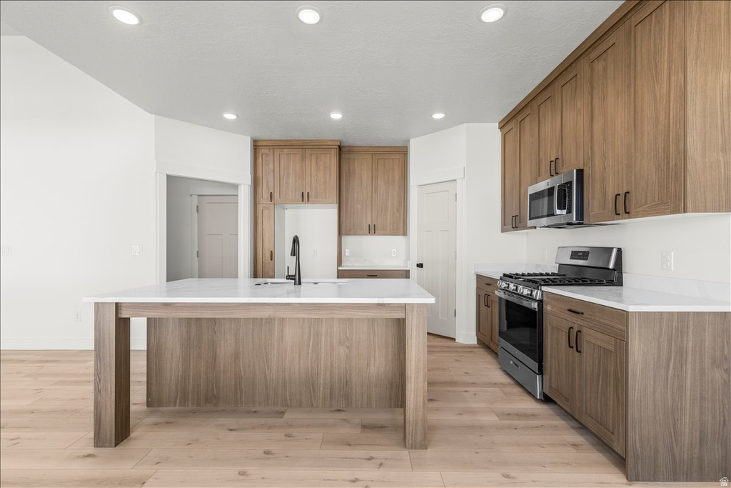 593 E SHELLEY LN #203 Grantsville, UT 84029