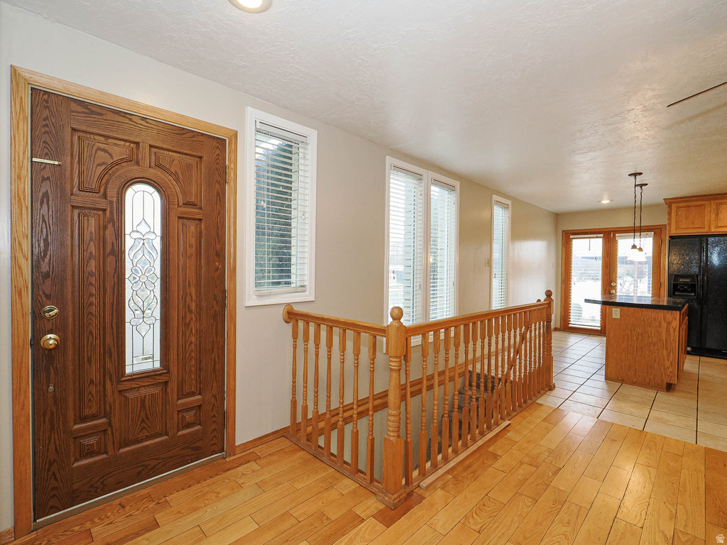 5586 S BROCKWAY DR Salt Lake City, UT 84117