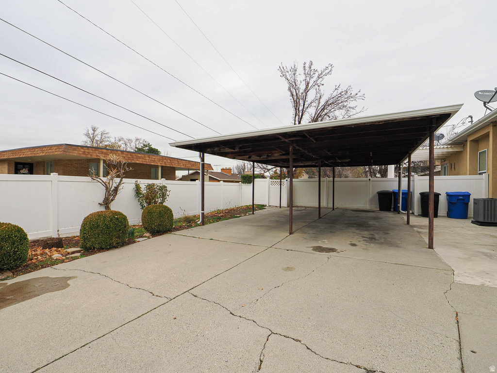 5586 S BROCKWAY DR Salt Lake City, UT 84117