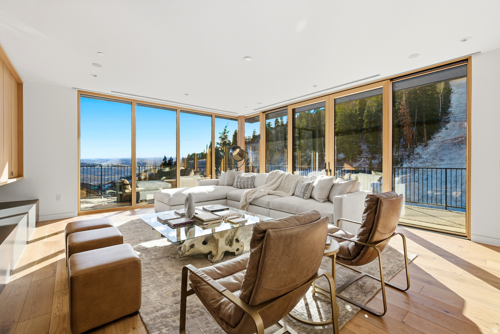 3267 W DEER HOLLOW DR #3206 Deer Valley, UT 84060