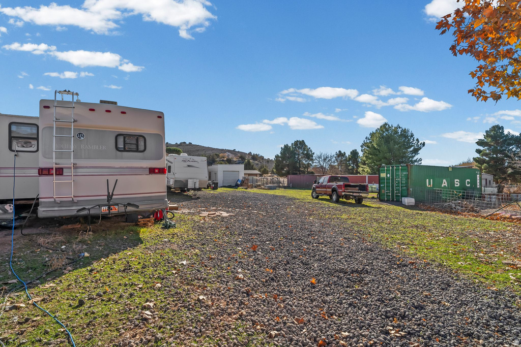 1217 W TOPAZ RD St George, UT 84770