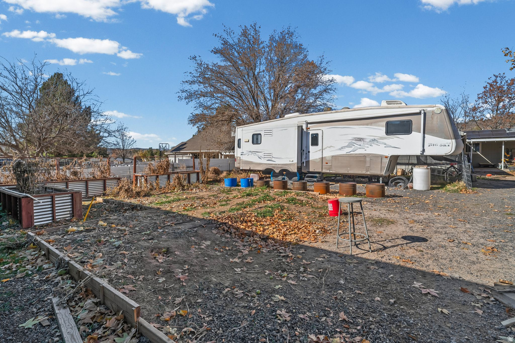 1217 W TOPAZ RD St George, UT 84770