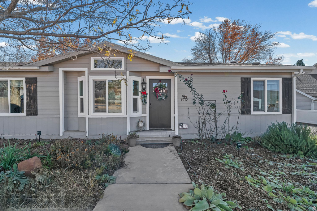 1217 W TOPAZ RD St George, UT 84770