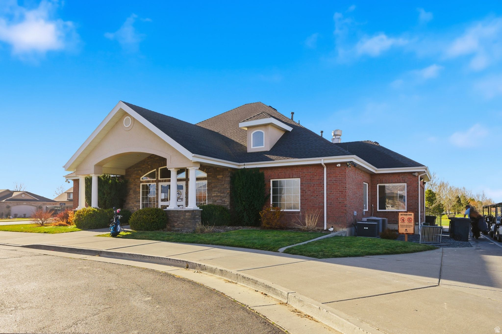 3533 N REMUDA DR Farr West, UT 84404