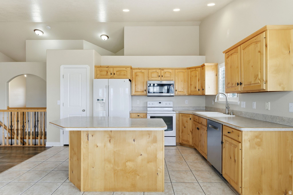 3533 N REMUDA DR Farr West, UT 84404