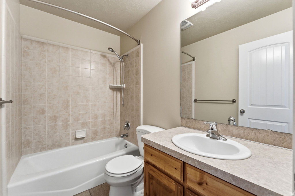 3533 N REMUDA DR Farr West, UT 84404