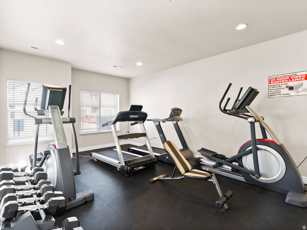 2043 N BELMONT DR Saratoga Springs, UT 84045