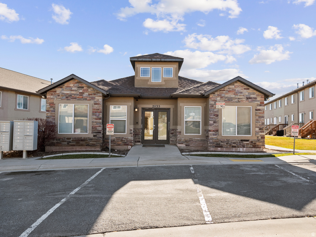 2043 N BELMONT DR Saratoga Springs, UT 84045