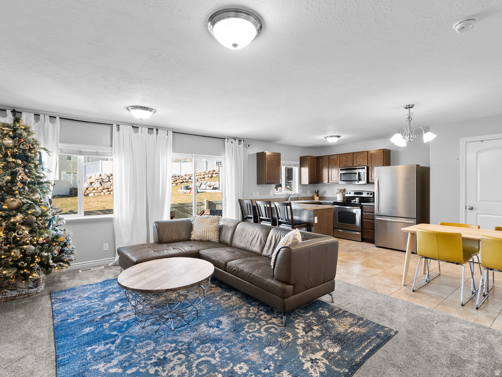 2043 N BELMONT DR Saratoga Springs, UT 84045