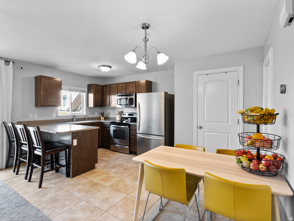 2043 N BELMONT DR Saratoga Springs, UT 84045