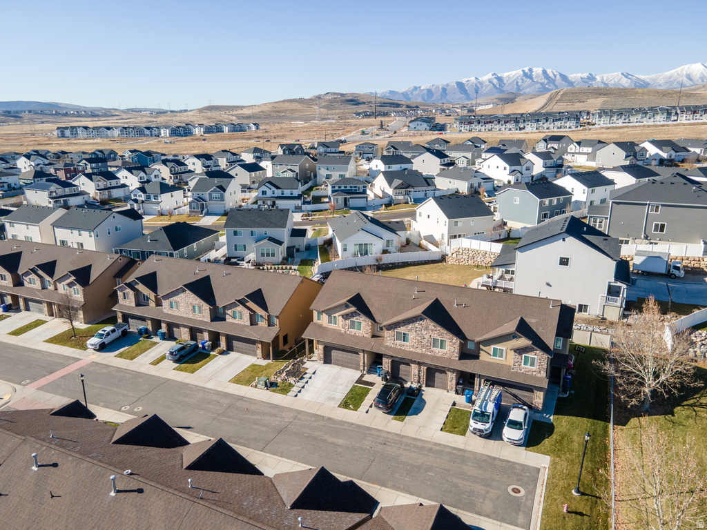 2043 N BELMONT DR Saratoga Springs, UT 84045