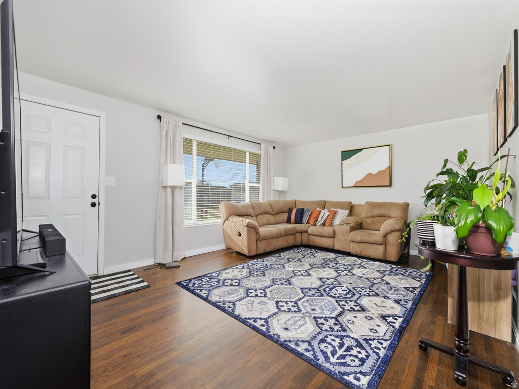 297 W 750 N Clearfield, UT 84015