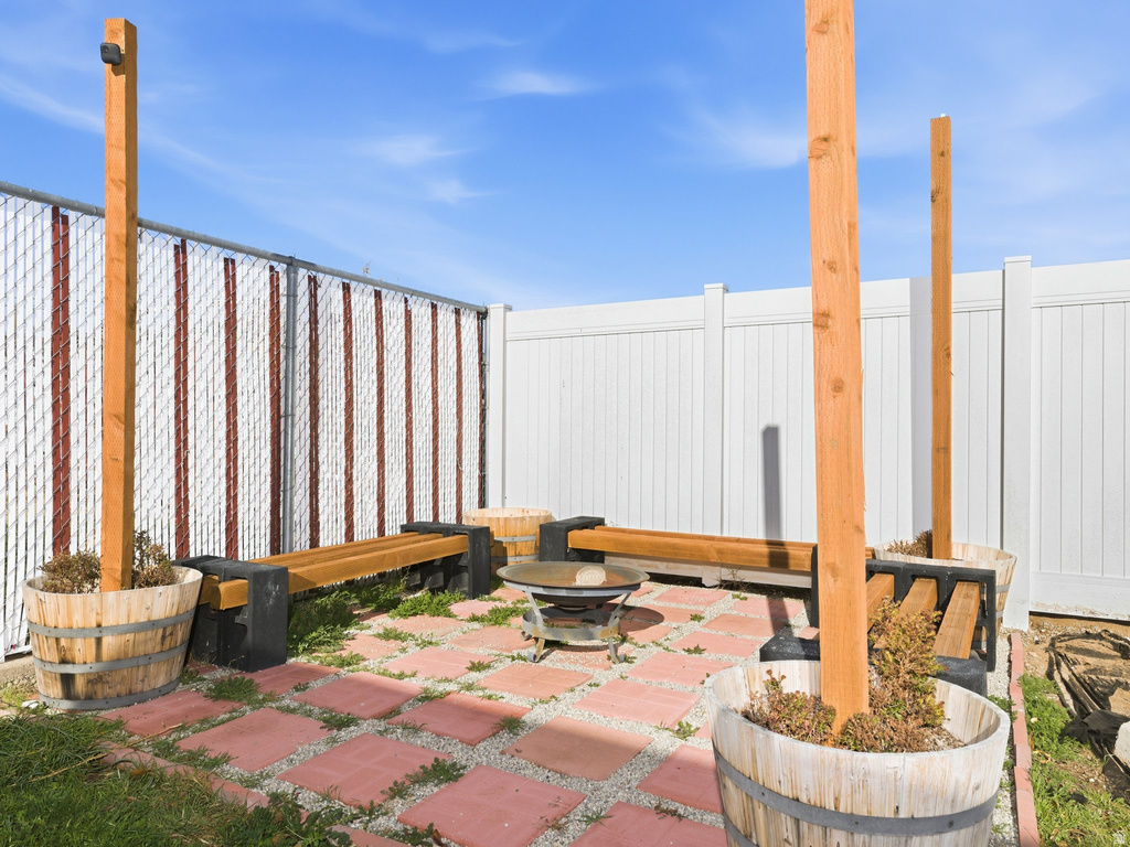 297 W 750 N Clearfield, UT 84015