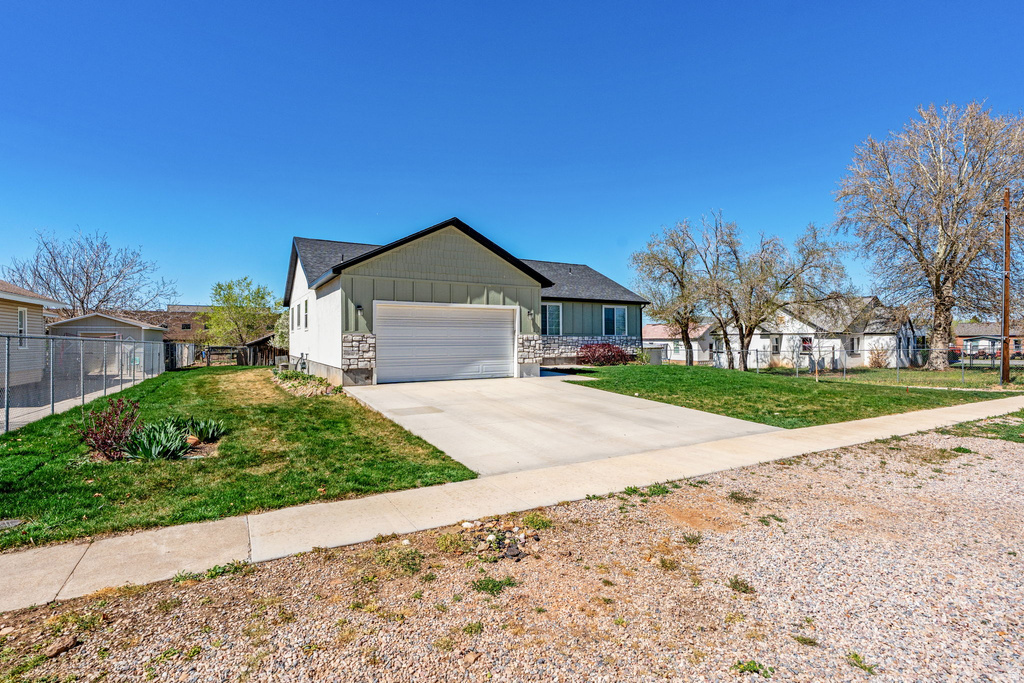 75 N 100 W Fillmore, UT 84631