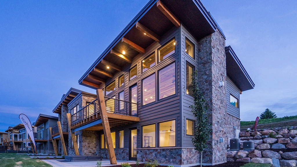 5345 E 3450 N #1004 Eden, UT 84310