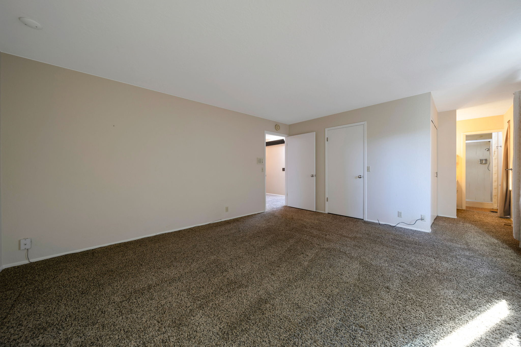 1694 E CANNES WAY Murray, UT 84121