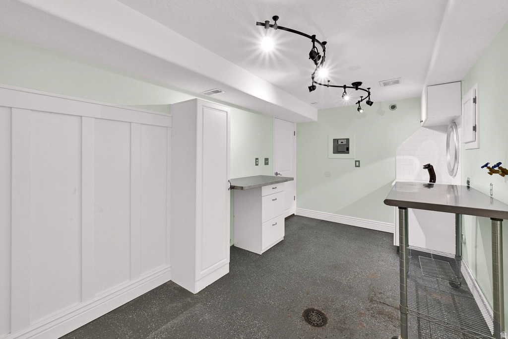 233 W 5200 S Washington Terrace, UT 84405