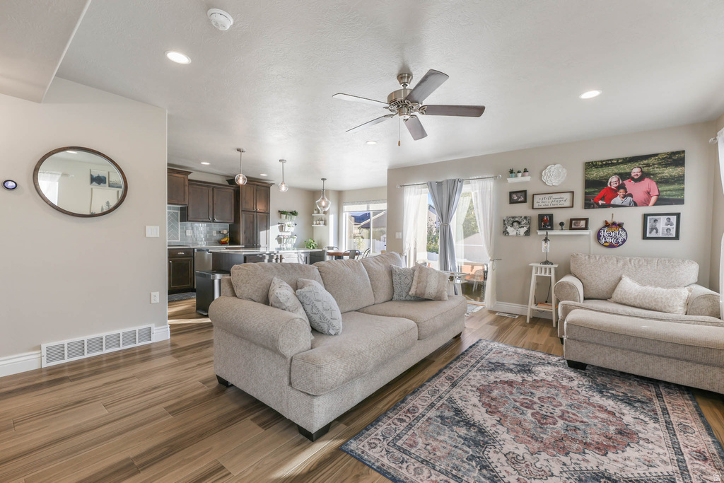 348 E 1770 N Tooele, UT 84074