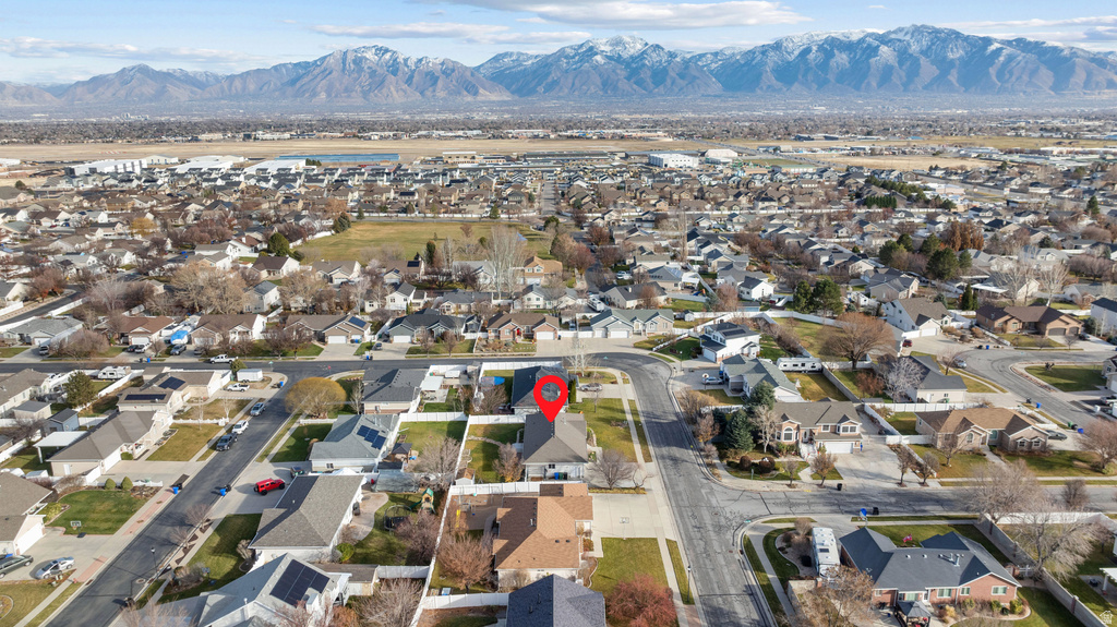 4976 W WOOD SPRING DR West Jordan, UT 84081