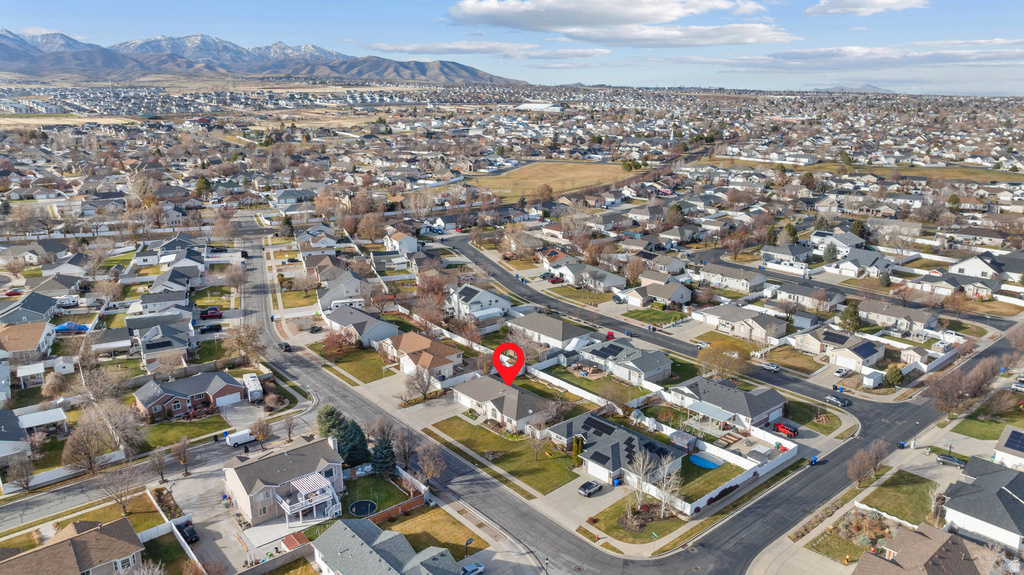 4976 W WOOD SPRING DR West Jordan, UT 84081