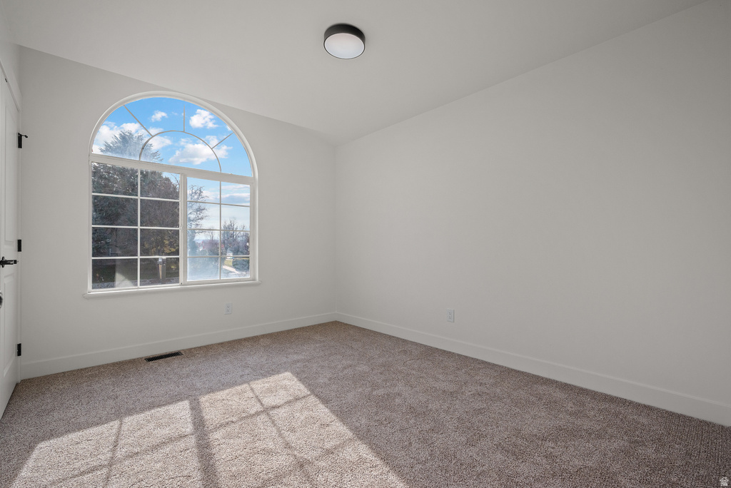 4976 W WOOD SPRING DR West Jordan, UT 84081