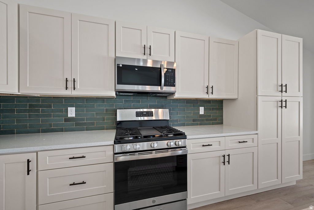 4976 W WOOD SPRING DR West Jordan, UT 84081