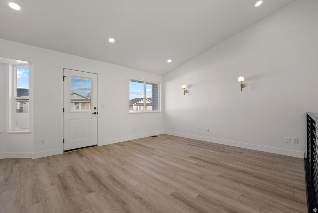 4976 W WOOD SPRING DR West Jordan, UT 84081