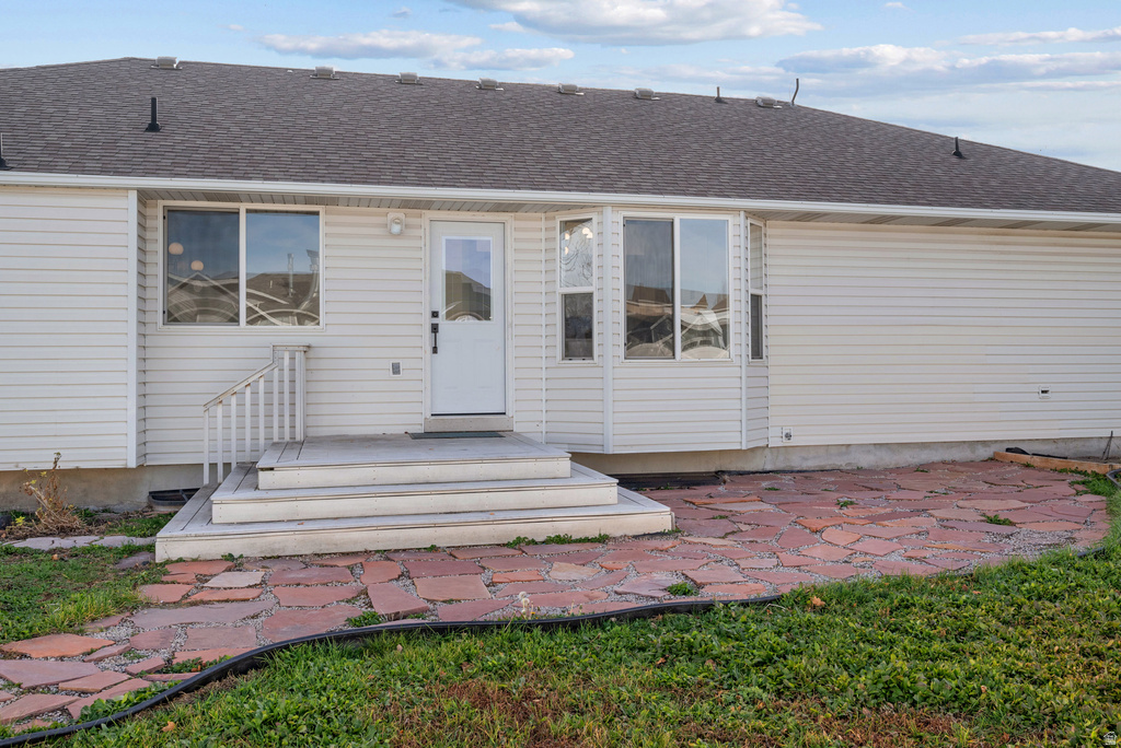 4976 W WOOD SPRING DR West Jordan, UT 84081