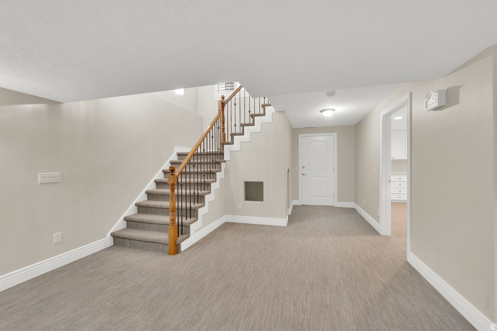 96 VILLAGE SQUARE RD Centerville, UT 84014