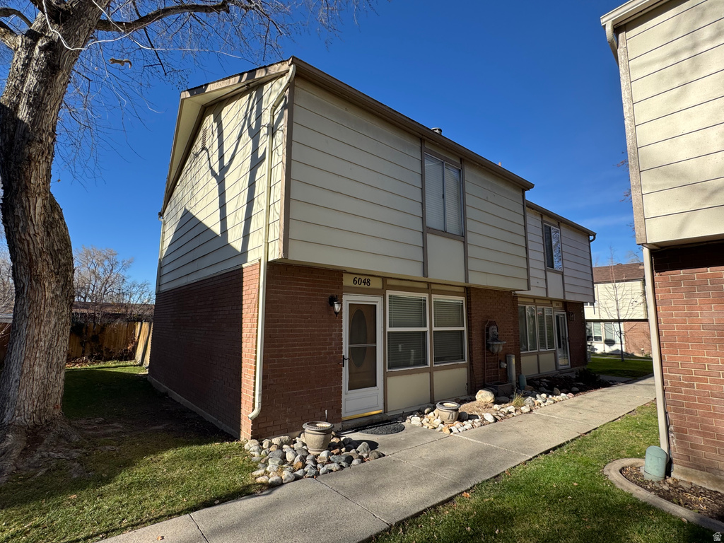 6048 S 2075 E Holladay, UT 84121