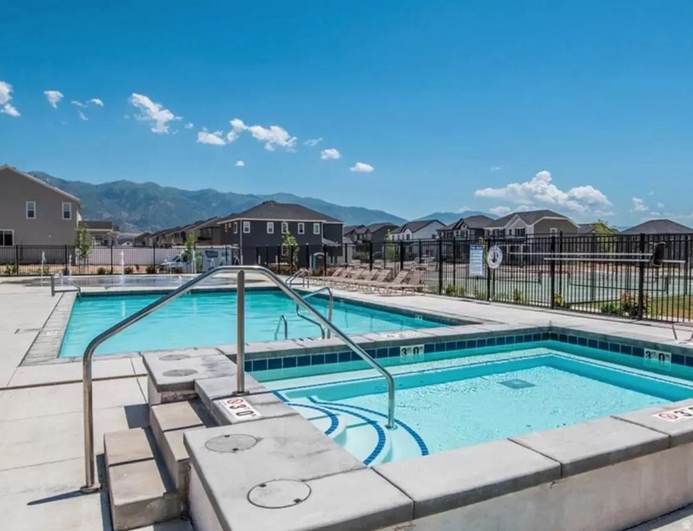 779 N 1925 W Layton, UT 84041