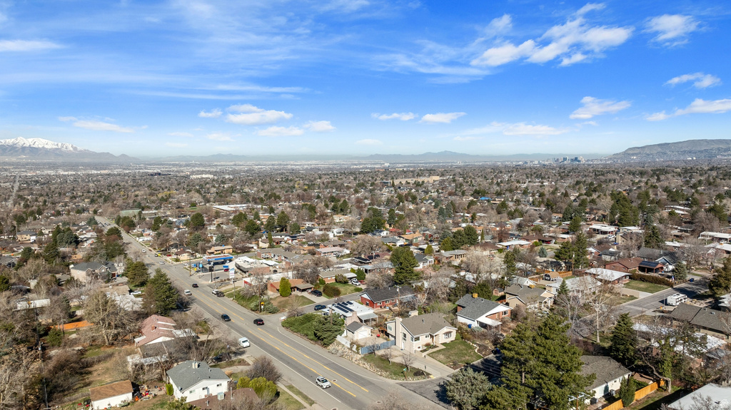 4426 S 3035 E Holladay, UT 84124