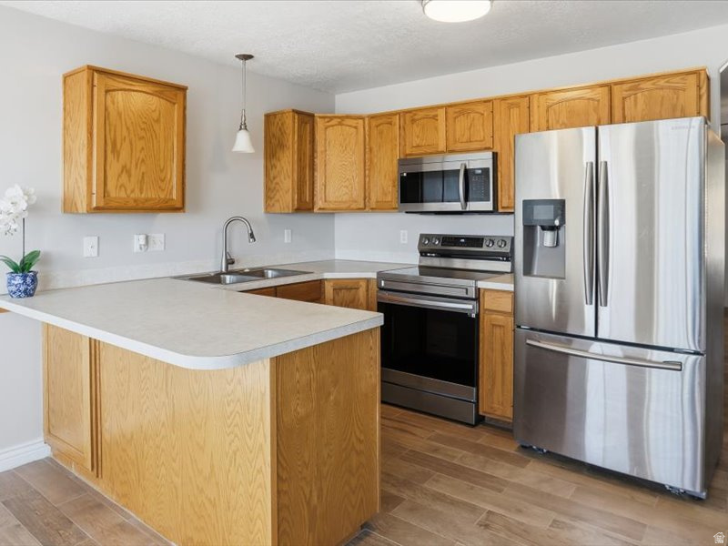 2881 N 450 E North Ogden, UT 84414