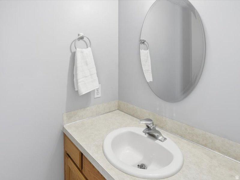 2881 N 450 E North Ogden, UT 84414