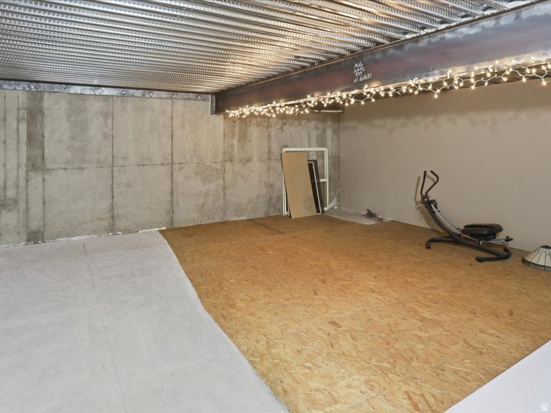 2881 N 450 E North Ogden, UT 84414