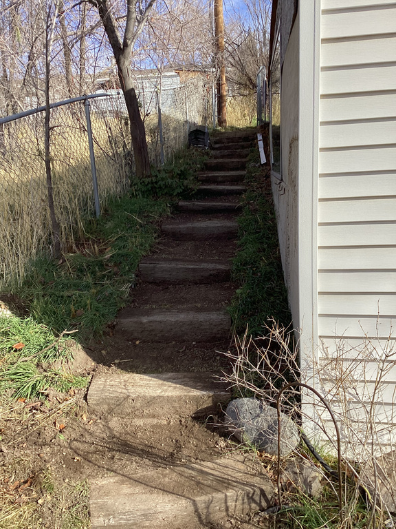 129 S GRANT ST Stockton, UT 84071