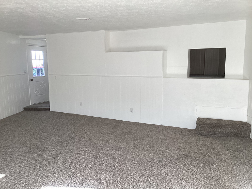 129 S GRANT ST Stockton, UT 84071