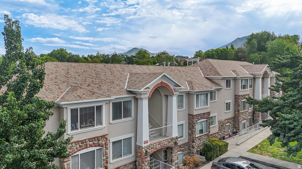 4109 S HIGHLAND DR Holladay, UT 84124