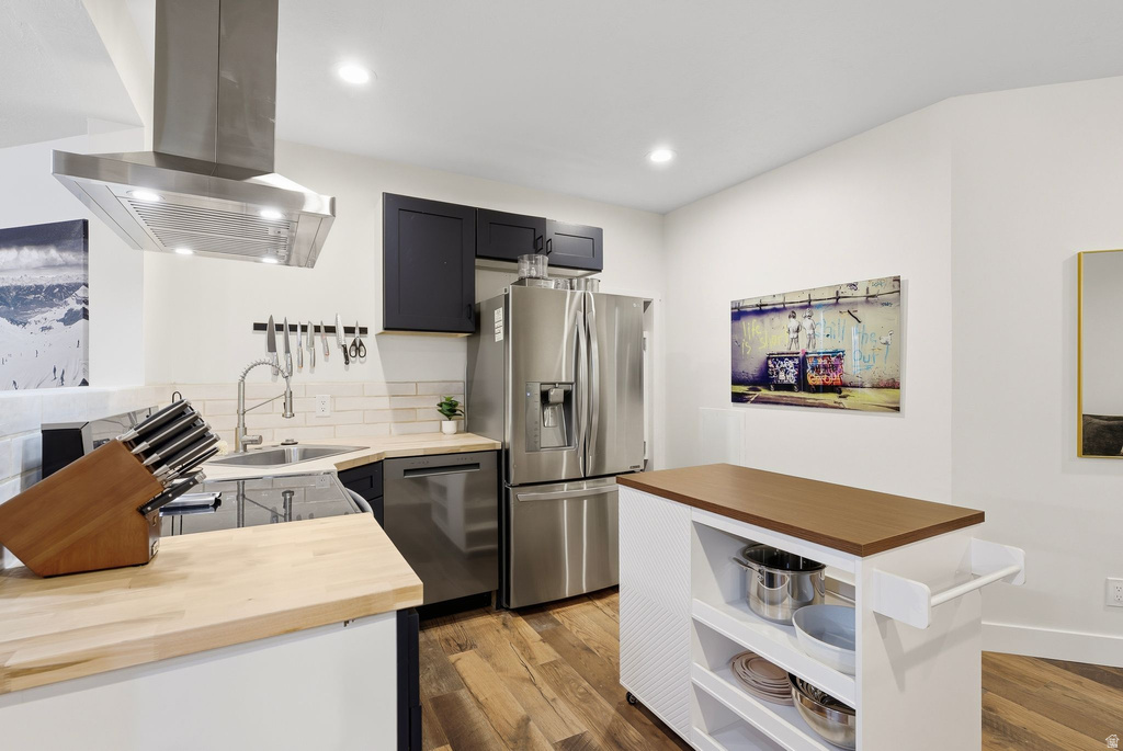 35 E LONE HOLLOW DR Sandy, UT 84092