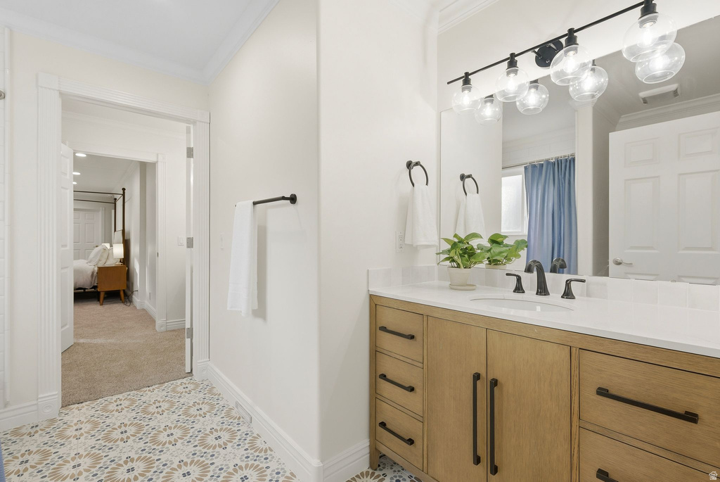 35 E LONE HOLLOW DR Sandy, UT 84092