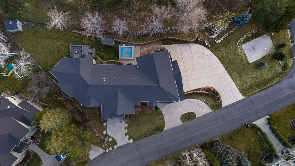 35 E LONE HOLLOW DR Sandy, UT 84092