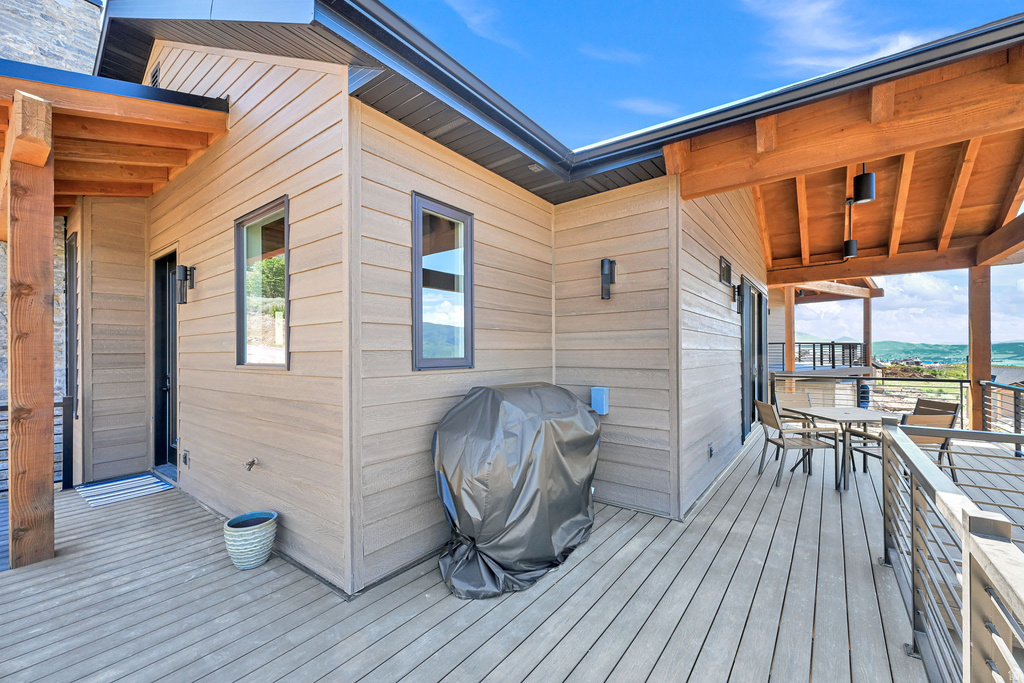 4656 N 4550 E #7 Eden, UT 84310