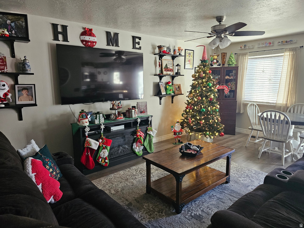 2007 N BELMONT DR Saratoga Springs, UT 84045