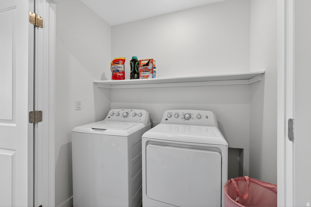 1760 E FALL ST Eagle Mountain, UT 84005