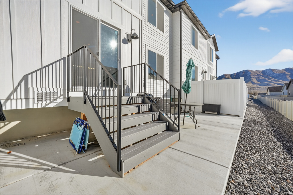 1760 E FALL ST Eagle Mountain, UT 84005